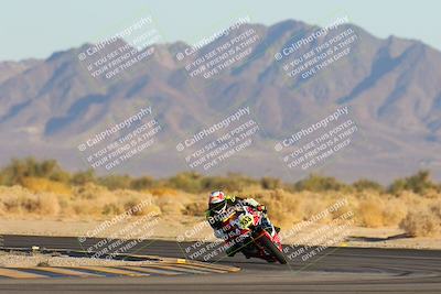 media/Jan-11-2025-CVMA (Sat) [[ddeb3f563a]]/Race 13-Amateur Supersport Open/